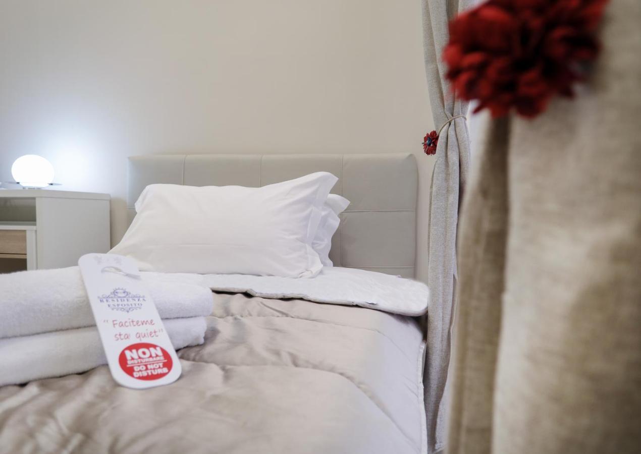Residenza Esposito Economy Rooms Napoli Dış mekan fotoğraf