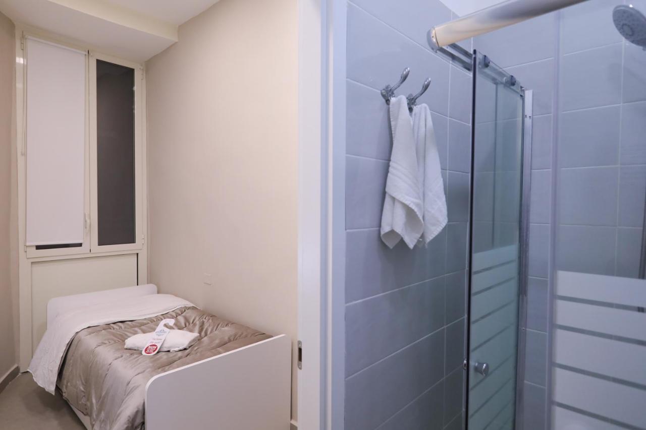 Residenza Esposito Economy Rooms Napoli Dış mekan fotoğraf